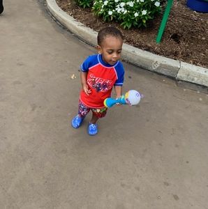 Meet your Posher, Sharon